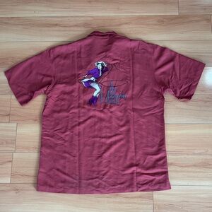 Maroon Men’s Short Sleeve Button Down Shirt with Rodeo Cowgirl on back